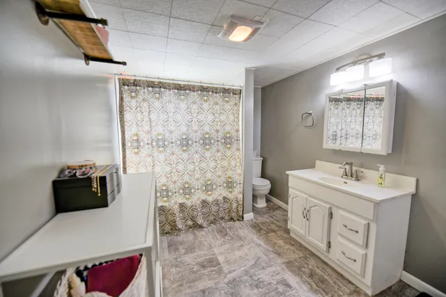 $259,900 | 605 Riverside Drive, Portland, MI 48875