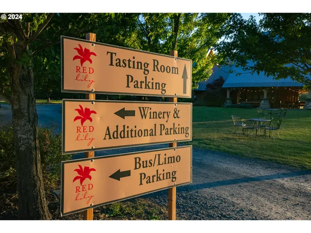 $8,500,000 | 11777 Highway 238, Jacksonville, OR 97530