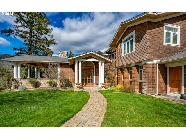 $8,500,000 | 11777 Highway 238, Jacksonville, OR 97530