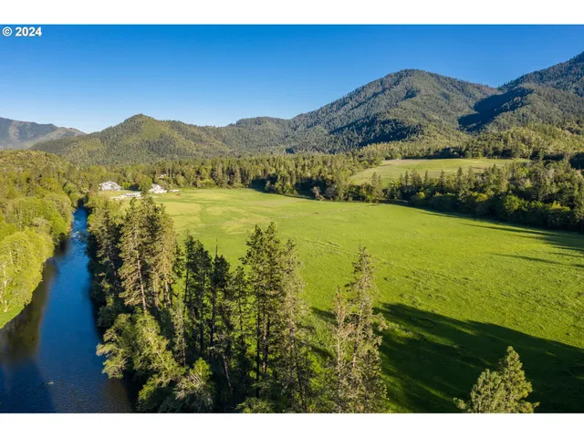 $8,500,000 | 11777 Highway 238, Jacksonville, OR 97530
