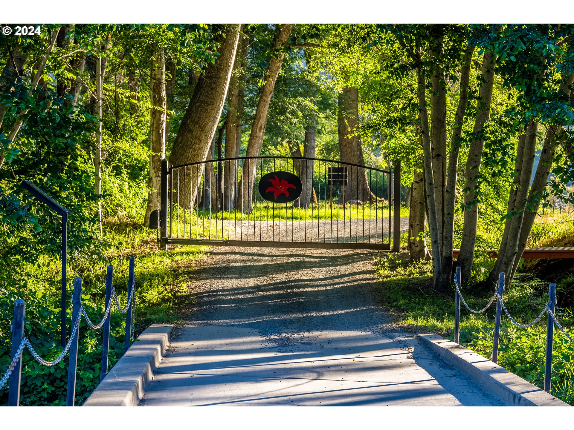 11777 Highway 238, Jacksonville, OR 97530 | MLS #23696912 | Compass