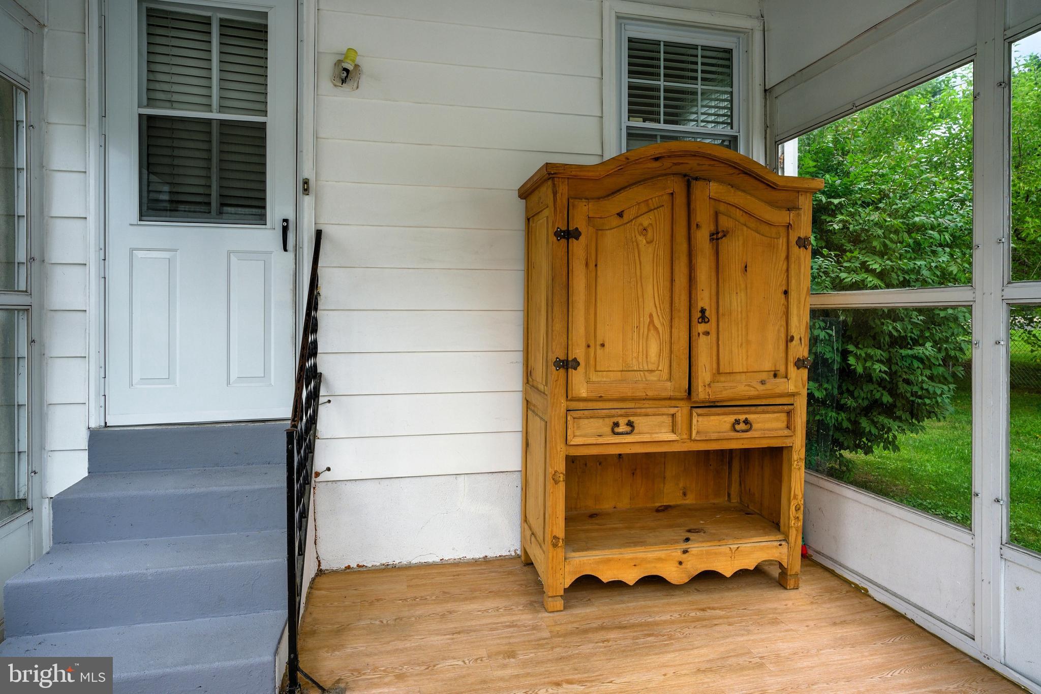 364 South Rolling Road Springfield, PA 19064 - Photo 14 of 37 a view of front door of house