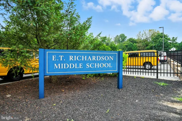 $594,900 | 364 South Rolling Road, Springfield, PA 19064