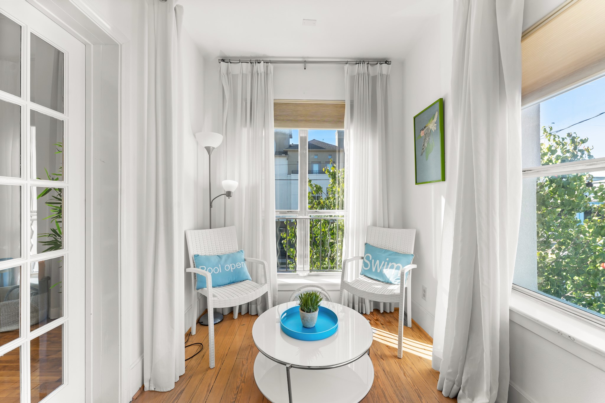 315 Fairview Street, Unit A Houston, TX 77006 - Photo 11 of 35 a living room with furniture and a table