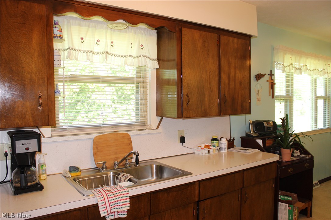 7269 Rolling Ridge Road Northeast North Canton, OH 44721 - Photo 12 of 31 Gallery Image 12