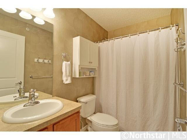 3142 Thoreau Road Chaska, MN 55318 - Photo 12 of 18 Gallery Image 12