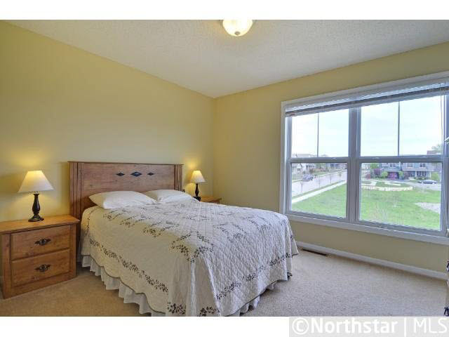 3142 Thoreau Road Chaska, MN 55318 - Photo 10 of 18 Gallery Image 10