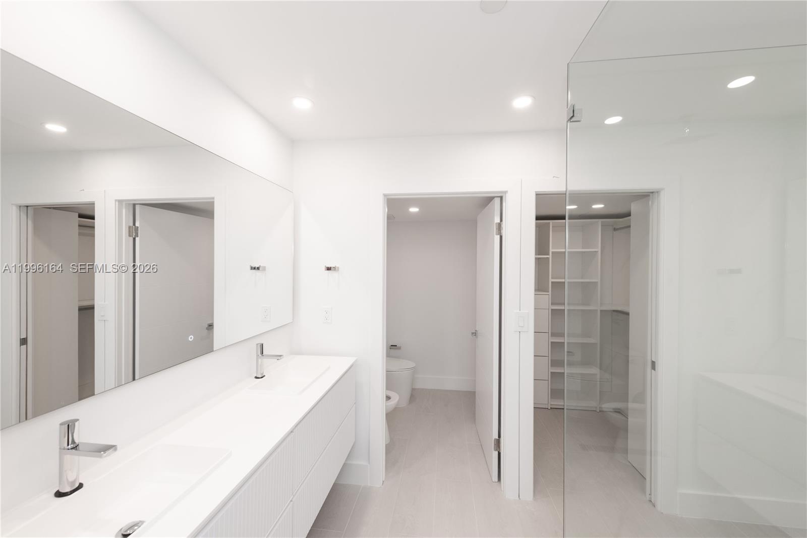151 Crandon Boulevard, Unit 241 Key Biscayne, FL 33149 - Photo 17 of 28