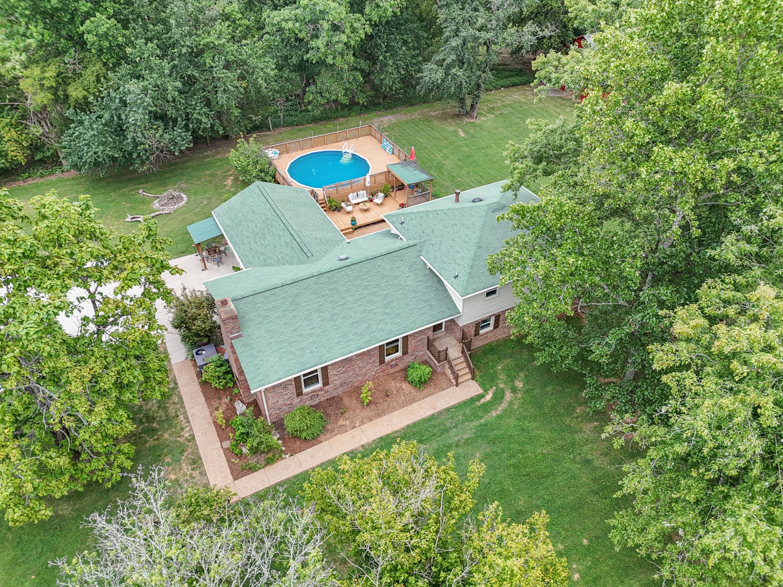 1404 Ringwald Road Murfreesboro, TN 37130 - Photo 1 of 47