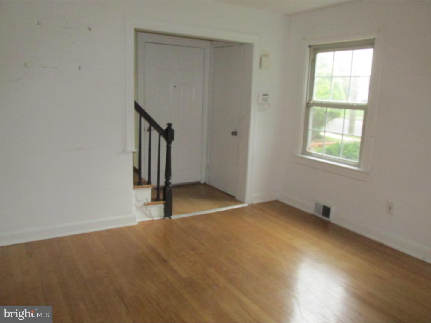 417 Sutherland Road Ewing, NJ 08618 - Photo 8 of 14