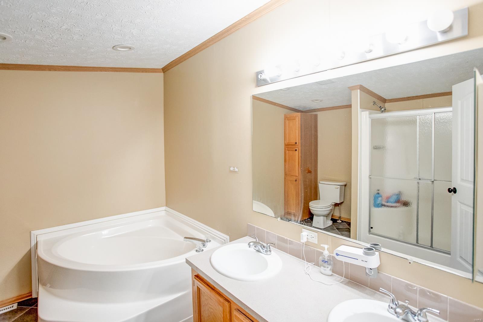 11763 Rose Road Trenton, IL 62293 - Photo 38 of 43 Gallery Image 38