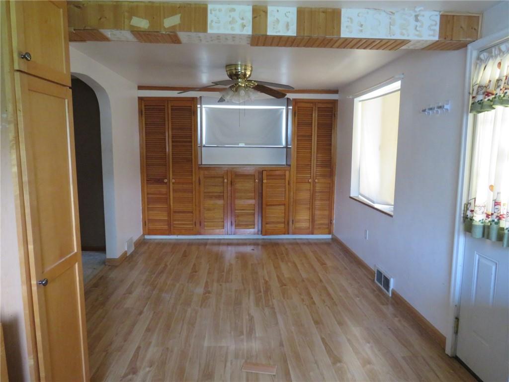 31 Rudolph Street McKees Rocks, PA 15136 - Photo 8 of 27