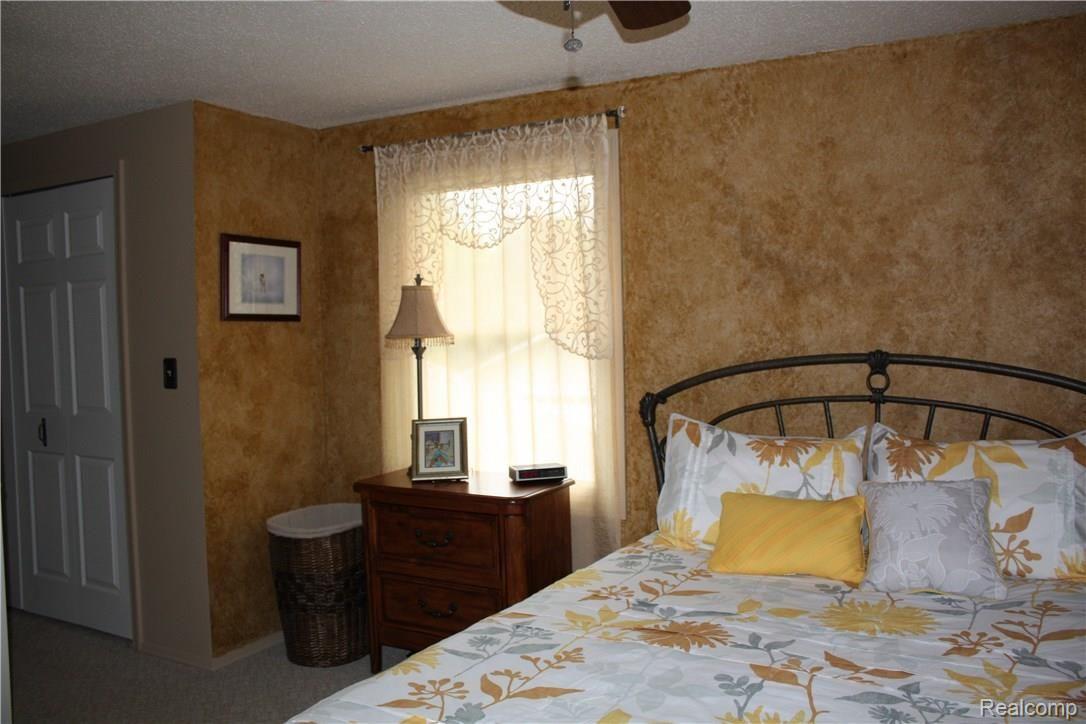 12197 Torrey Road Fenton, MI 48430 - Photo 33 of 61 IMG_2237.jpg
