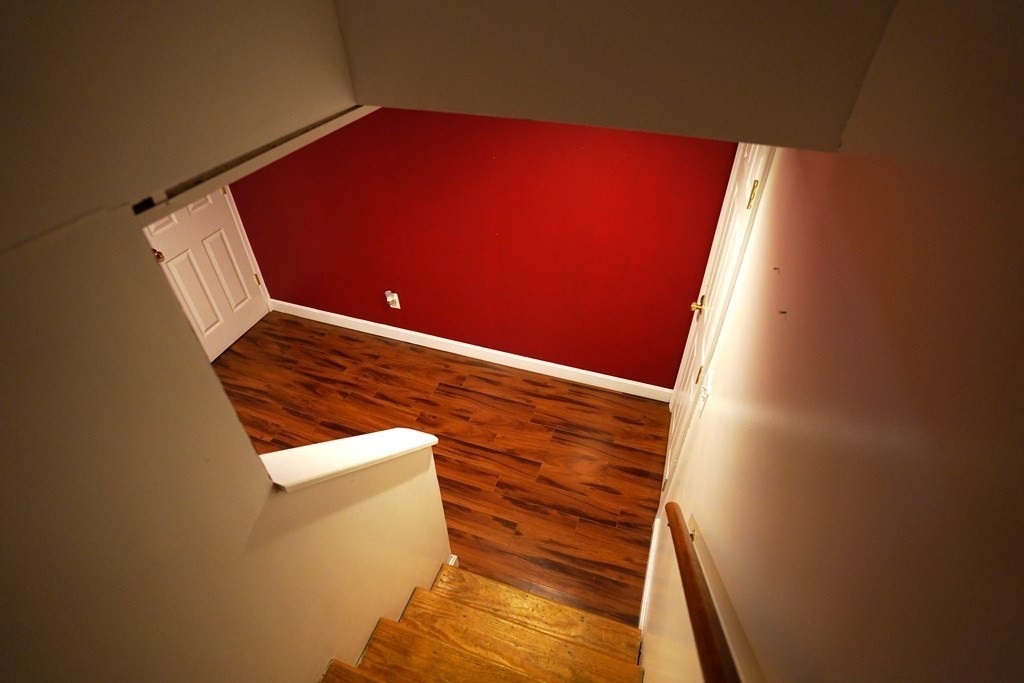 385 North Avenue Rochester, MA 02770 - Photo 21 of 37
