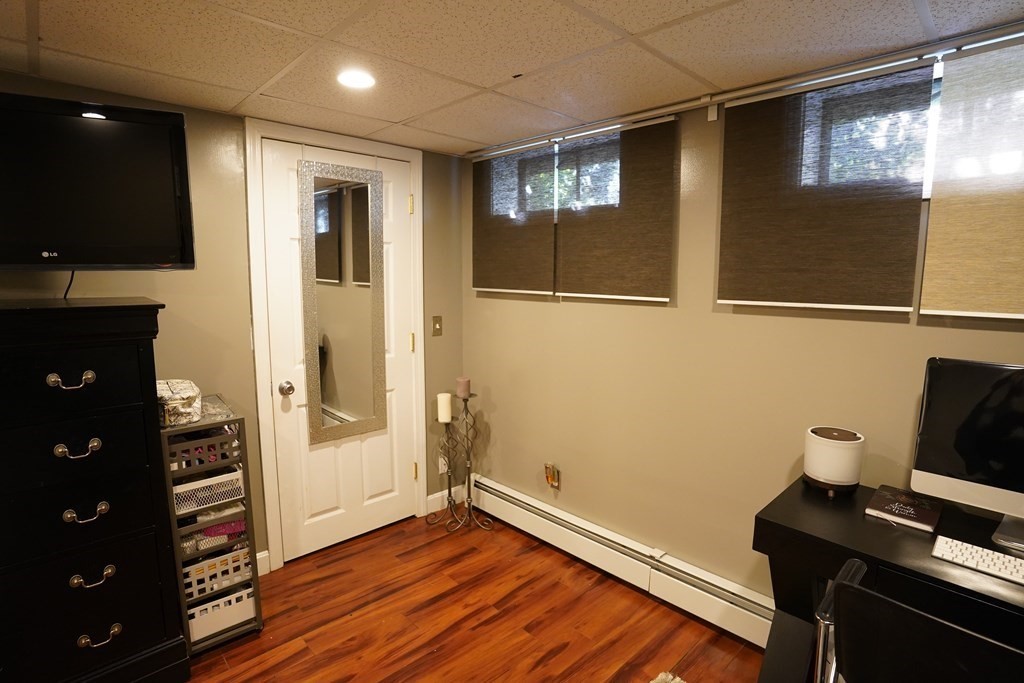 385 North Avenue Rochester, MA 02770 - Photo 25 of 37