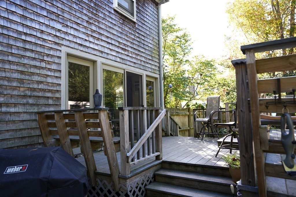 385 North Avenue Rochester, MA 02770 - Photo 29 of 37