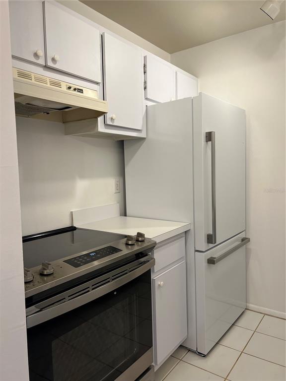 3245 South Beneva Road, Unit 203 Sarasota, FL 34232 - Photo 8 of 20 Gallery Image 8