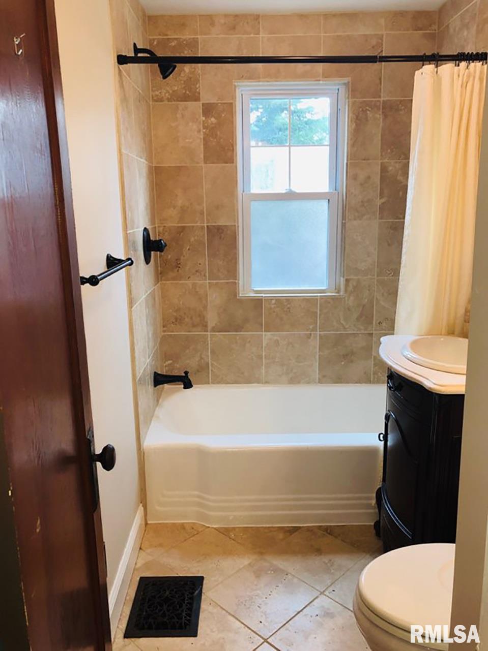 2726 West Murphysboro Road Carbondale, IL 62901 - Photo 36 of 45 Gallery Image 36