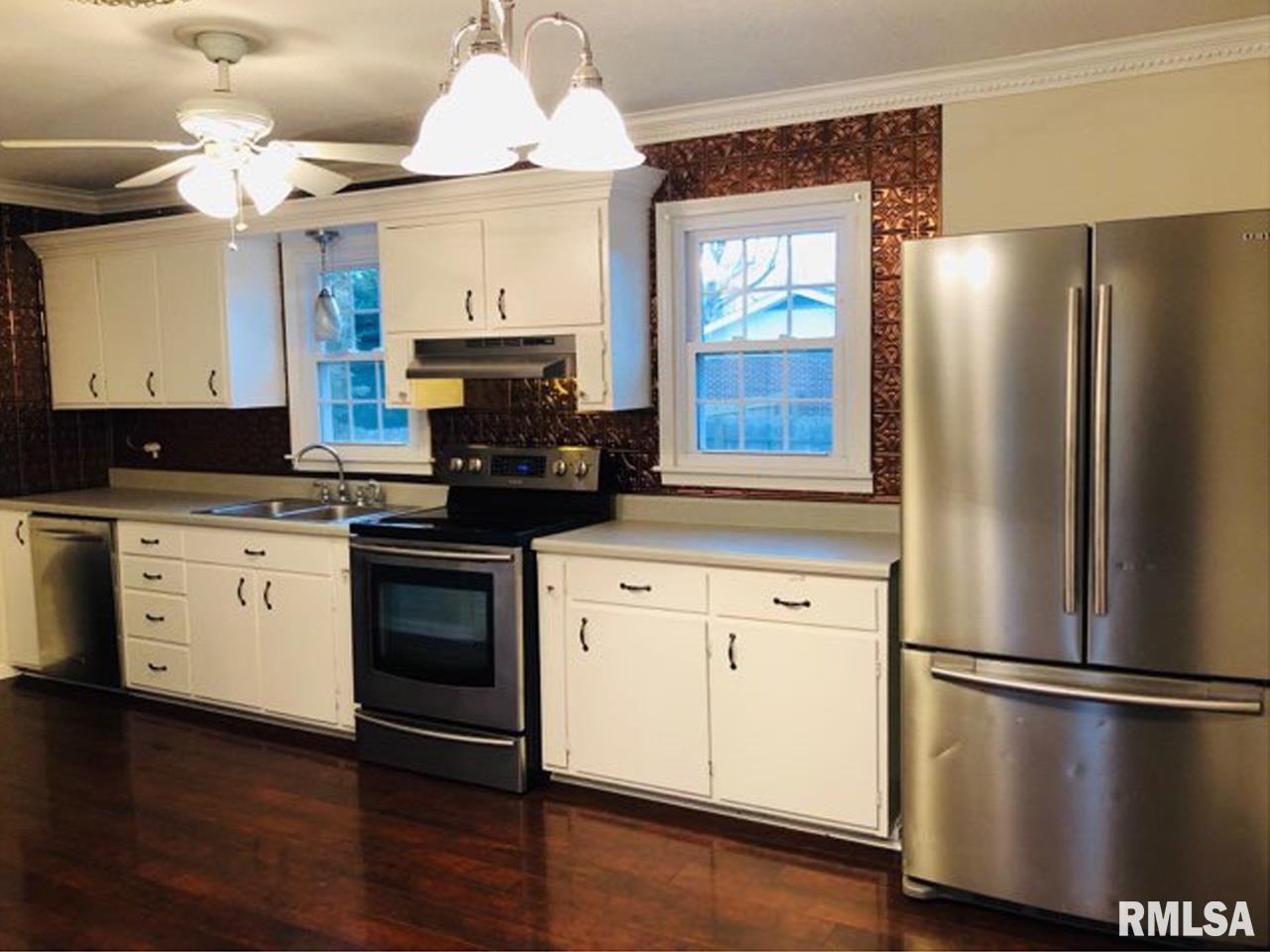 2726 West Murphysboro Road Carbondale, IL 62901 - Photo 9 of 45 Gallery Image 9