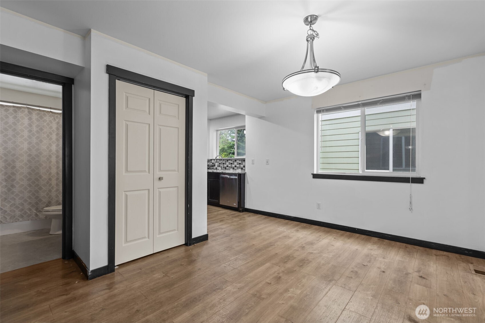1118 Chestnut Street, Unit 18 Everett, WA 98201 - Photo 8 of 34 Gallery Image 8