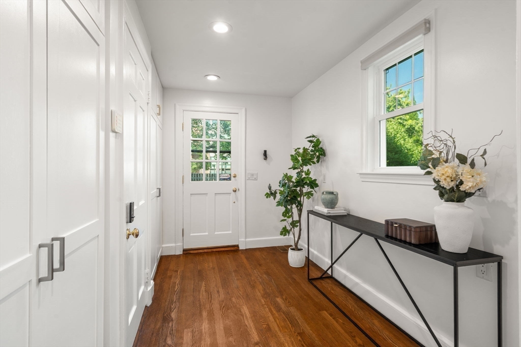 8 Manitoba Road Newton, MA 02468 - Photo 18 of 38 Gallery Image 18