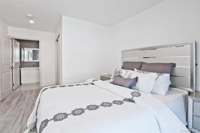 $3,500 | 109-09 15th Avenue, Unit N302 | College Point