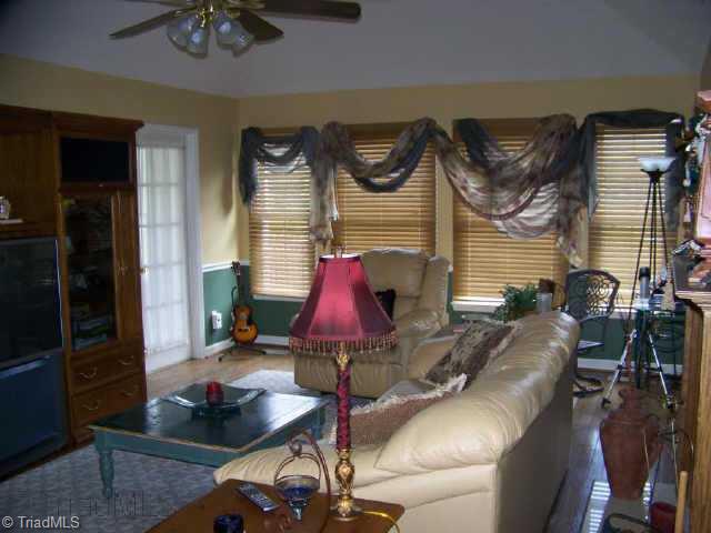 287 Reece Road Winston-Salem, NC 27107 - Photo 3 of 9 Other. Living Room