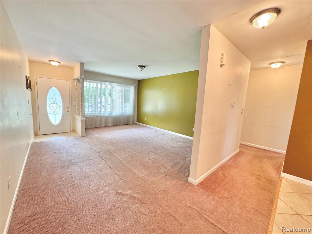 43038 Hanford Road Canton, MI 48187 - Photo 13 of 26