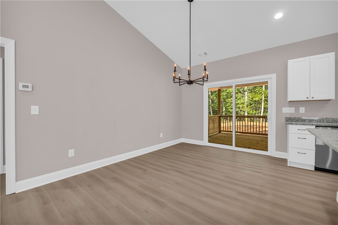 187 Union Place Westminster, SC 29693 - Photo 15 of 48 Great Room