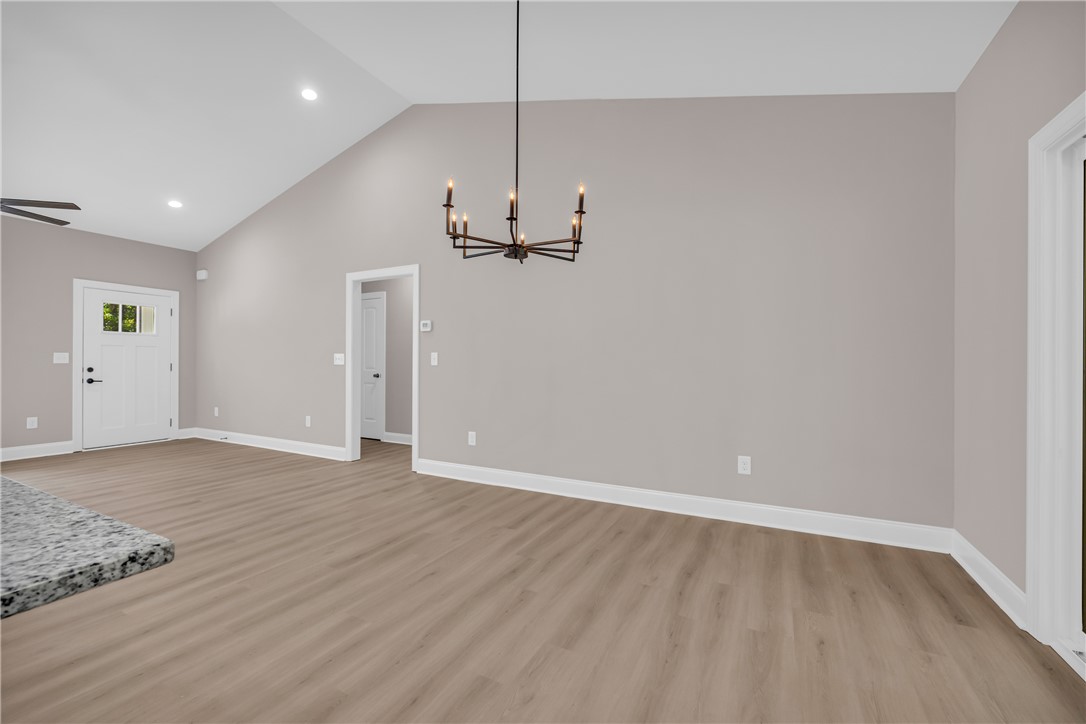 187 Union Place Westminster, SC 29693 - Photo 18 of 48 Great Room