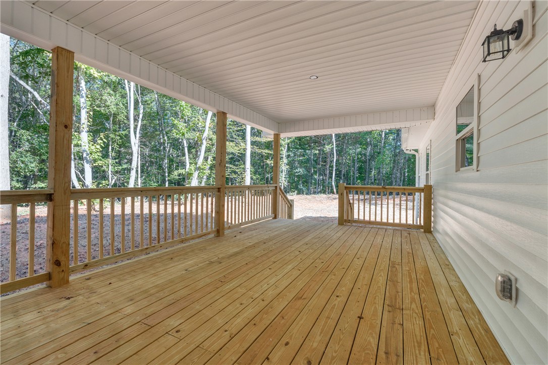 187 Union Place Westminster, SC 29693 - Photo 38 of 48 Back Porch