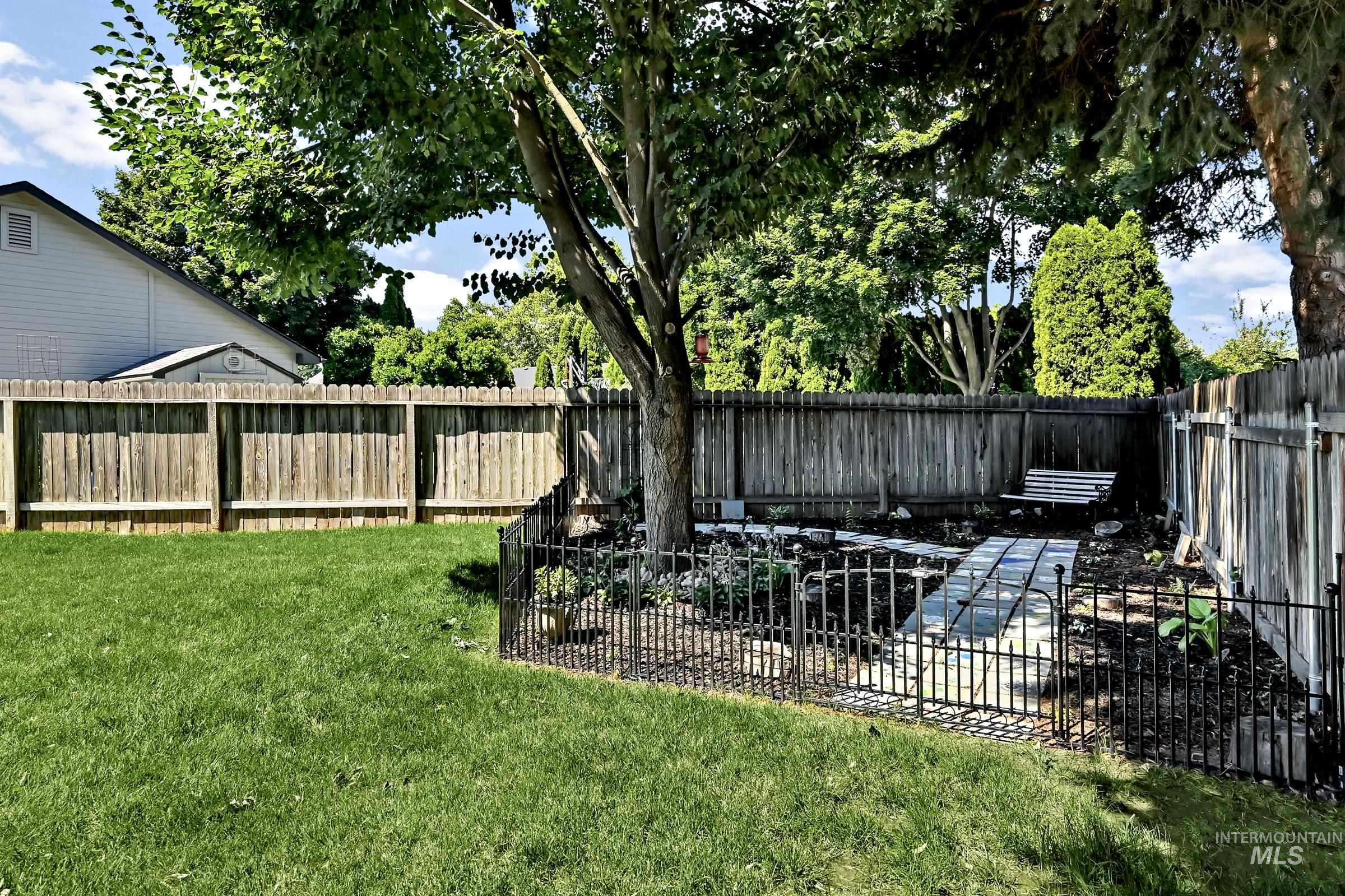5579 North Rosepoint Way Boise, ID 83713 - Photo 24 of 35
