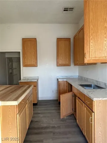$1,100 | 781 Center Street, Unit C, Pahrump, NV 89048