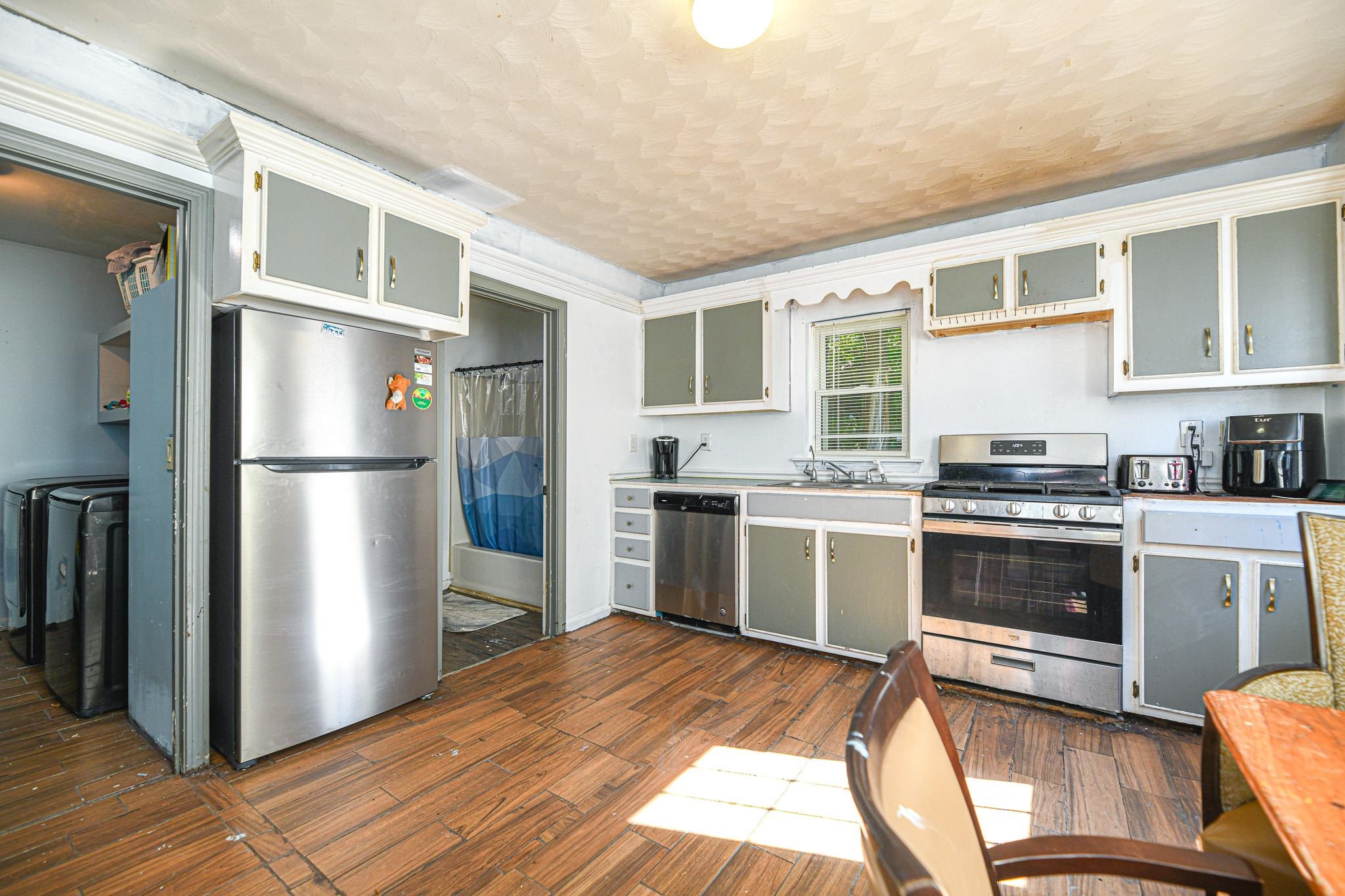 32 Spring Street Franklin, NH 03235 - Photo 8 of 30 Gallery Image 8