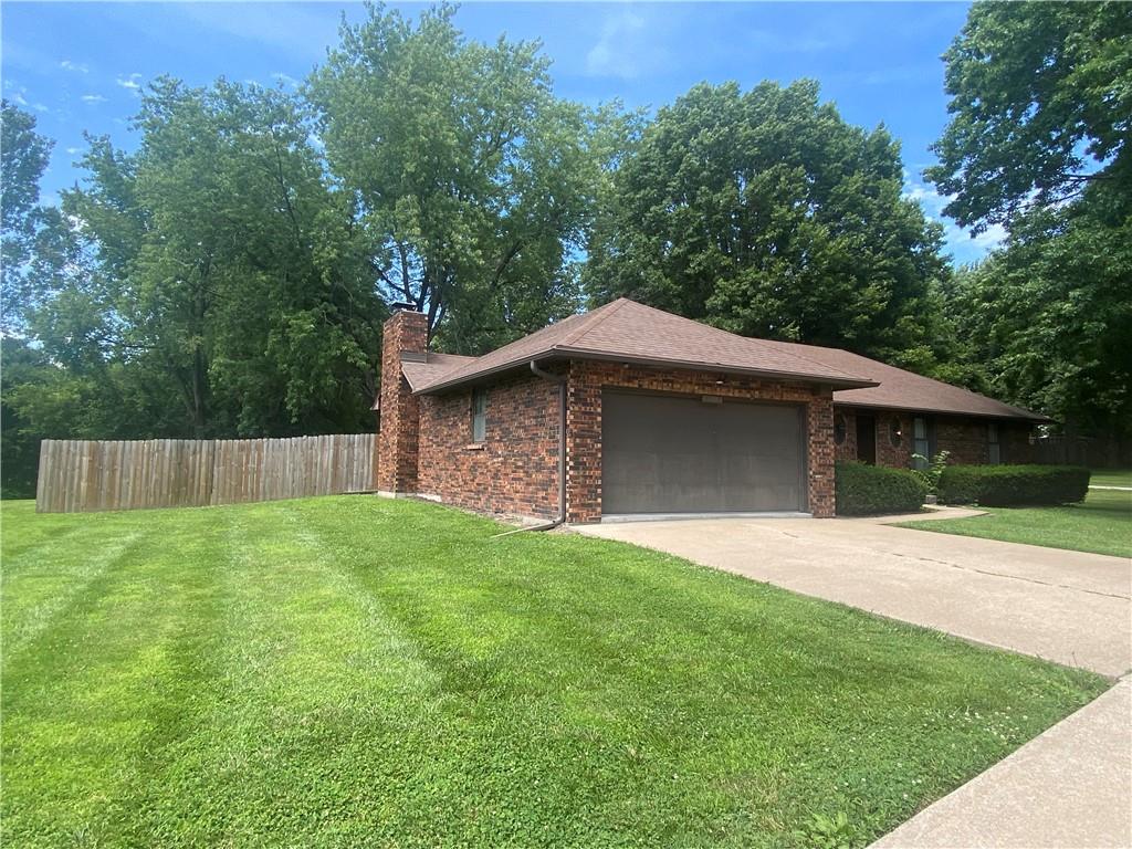 3313 Pickett Road St. Joseph, MO 64503 - Photo 3 of 3
