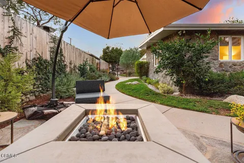 a view of a garden with pathway