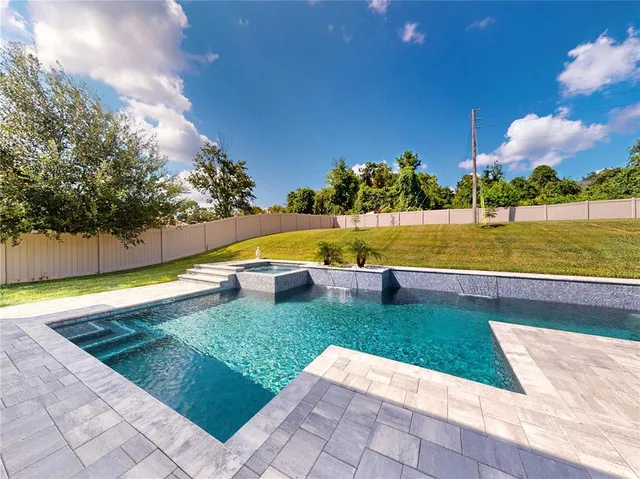 $895,000 | 253 Glen Abbey Lane, DeBary, FL 32713