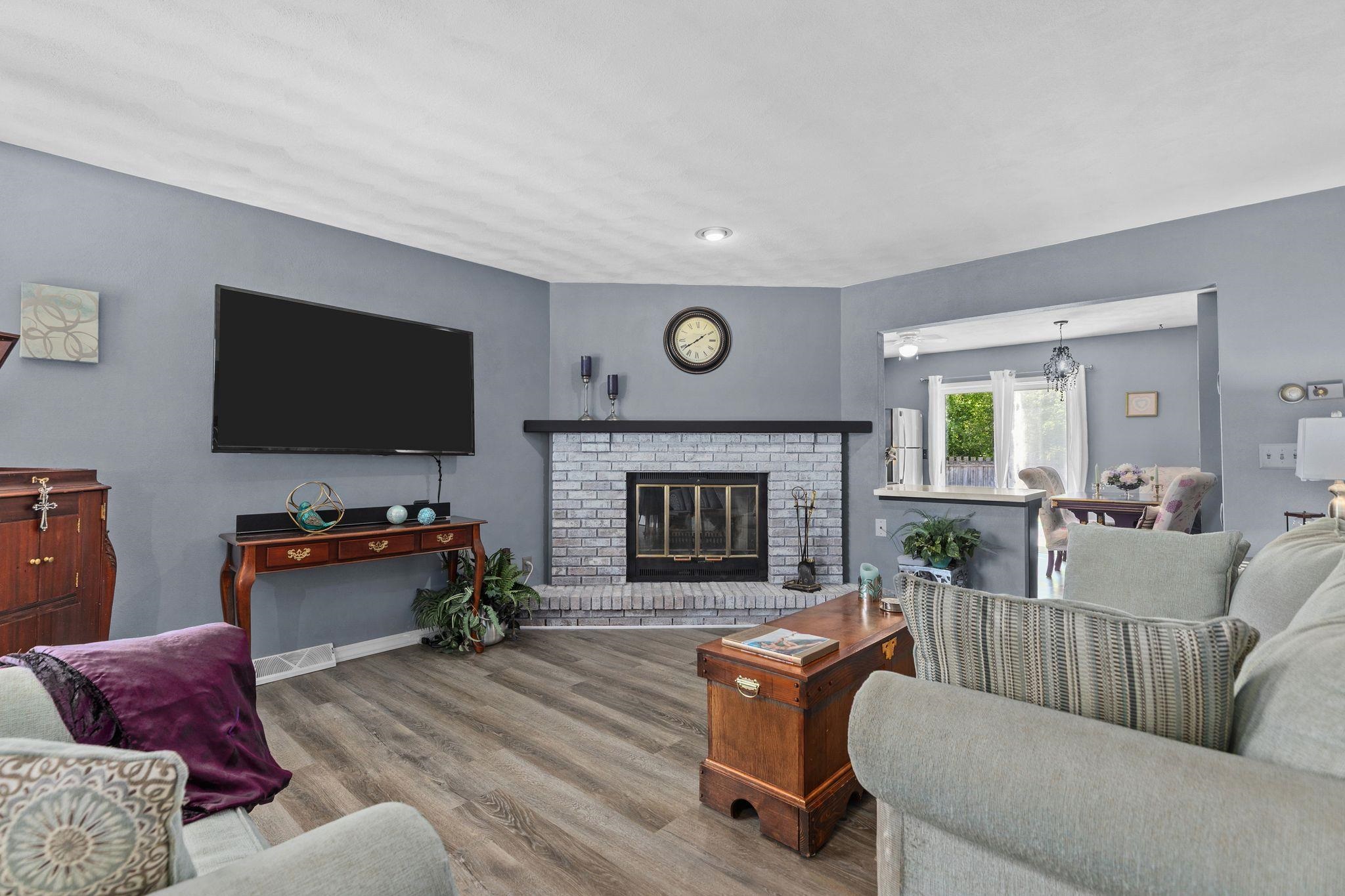 725 South Westhaven Place, Unit J Appleton, WI 54914 - Photo 10 of 35
