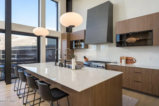 a view of a building with sitting area