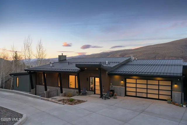 $4,590,000 | 824 Eagle Drive, Unit W, Eagle-Vail, CO 81620