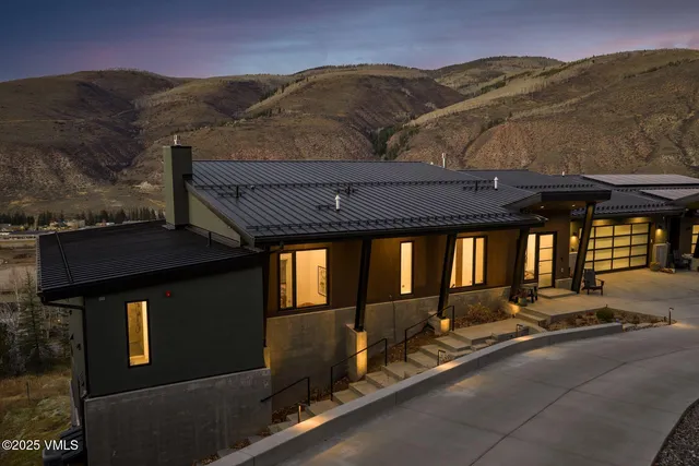 $4,590,000 | 824 Eagle Drive, Unit W, Eagle-Vail, CO 81620