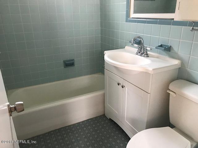 2121 Huntsford Road Jacksonville, FL 32207 - Photo 8 of 13 IMG_2126