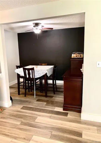 a view of a livingroom with furniture
