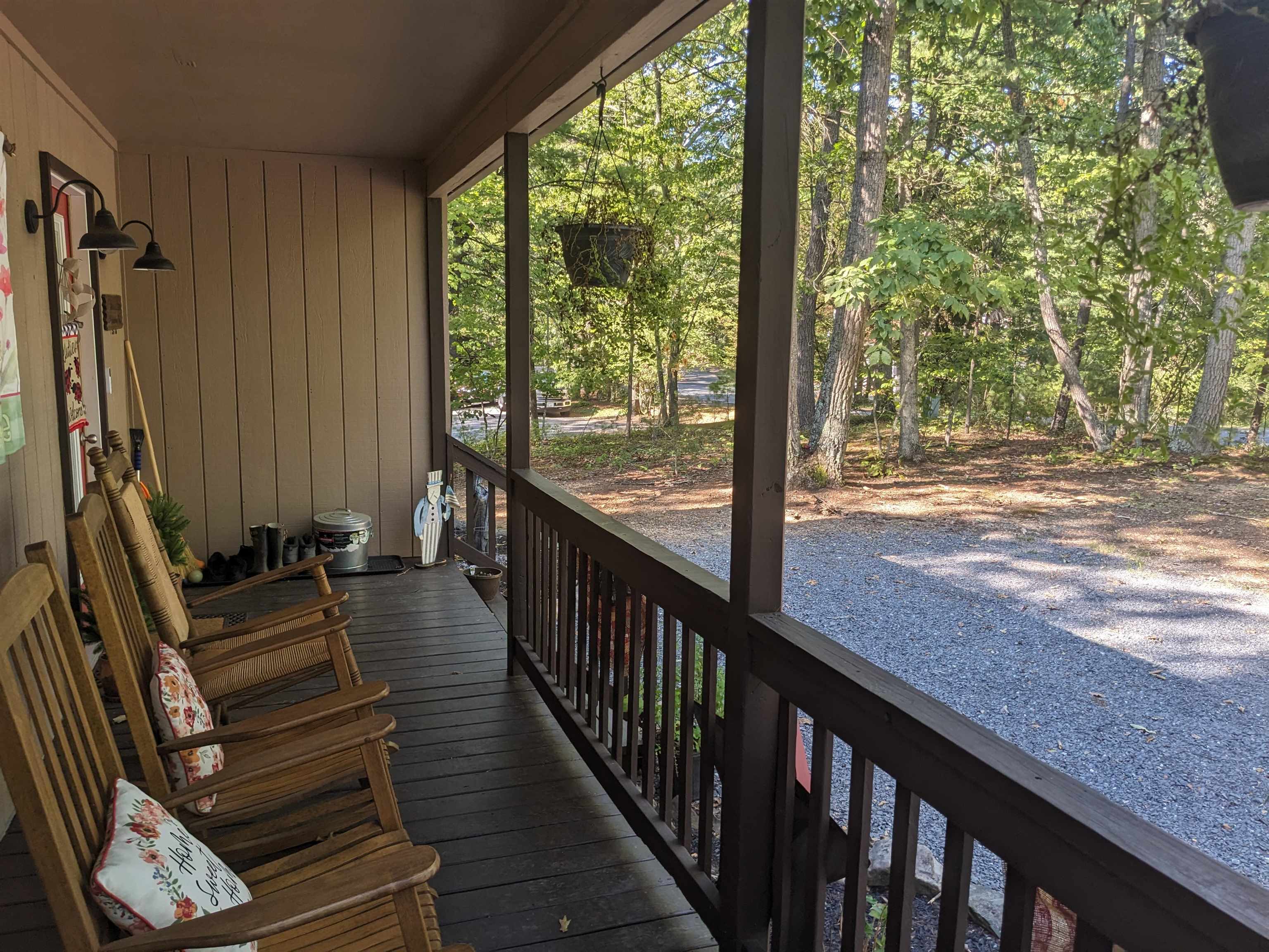 103 Palmer Road Basye, VA 22810 - Photo 8 of 36 Gallery Image 8