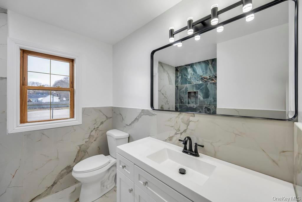 73 Maple Avenue Shirley, NY 11967 - Photo 16 of 33