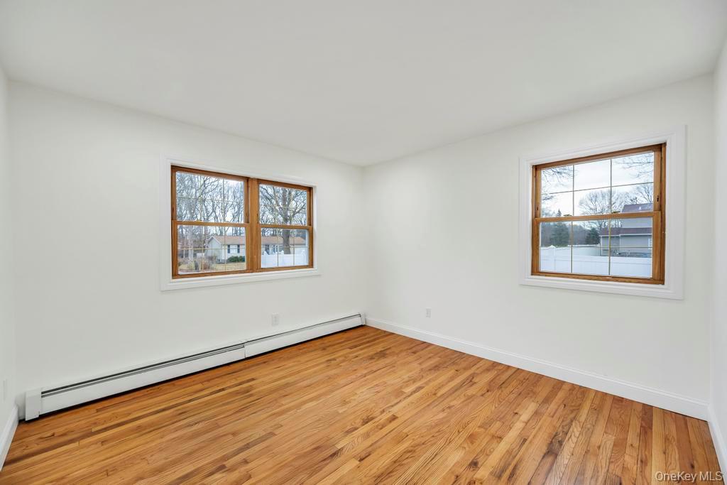 73 Maple Avenue Shirley, NY 11967 - Photo 21 of 33