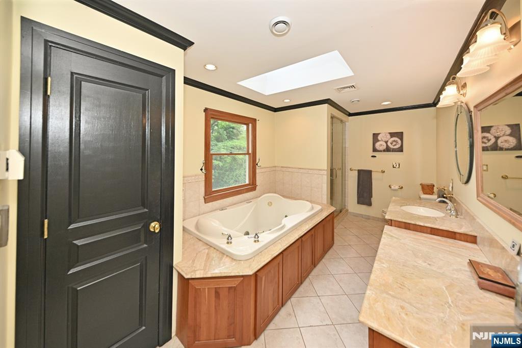 8 Myrtle Street Montvale, NJ 07645 - Photo 24 of 38