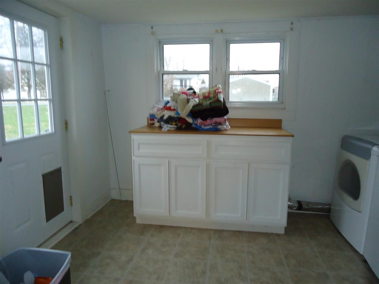 1408 Hillcrest Road Bedford, IN 47421 - Photo 8 of 12 Gallery Image 8