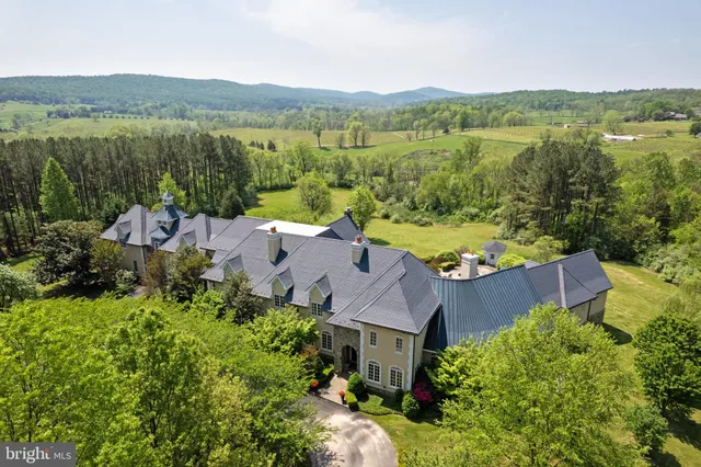 $5,500,000 | 38793 Chelten Lane, Middleburg, VA 20117