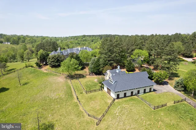 $5,500,000 | 38793 Chelten Lane, Middleburg, VA 20117